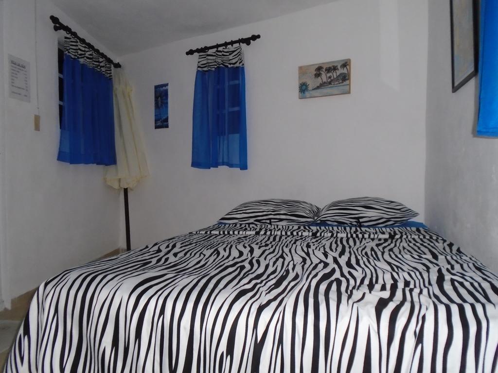 Guesthouse Villa La Isla La Romana Ngoại thất bức ảnh