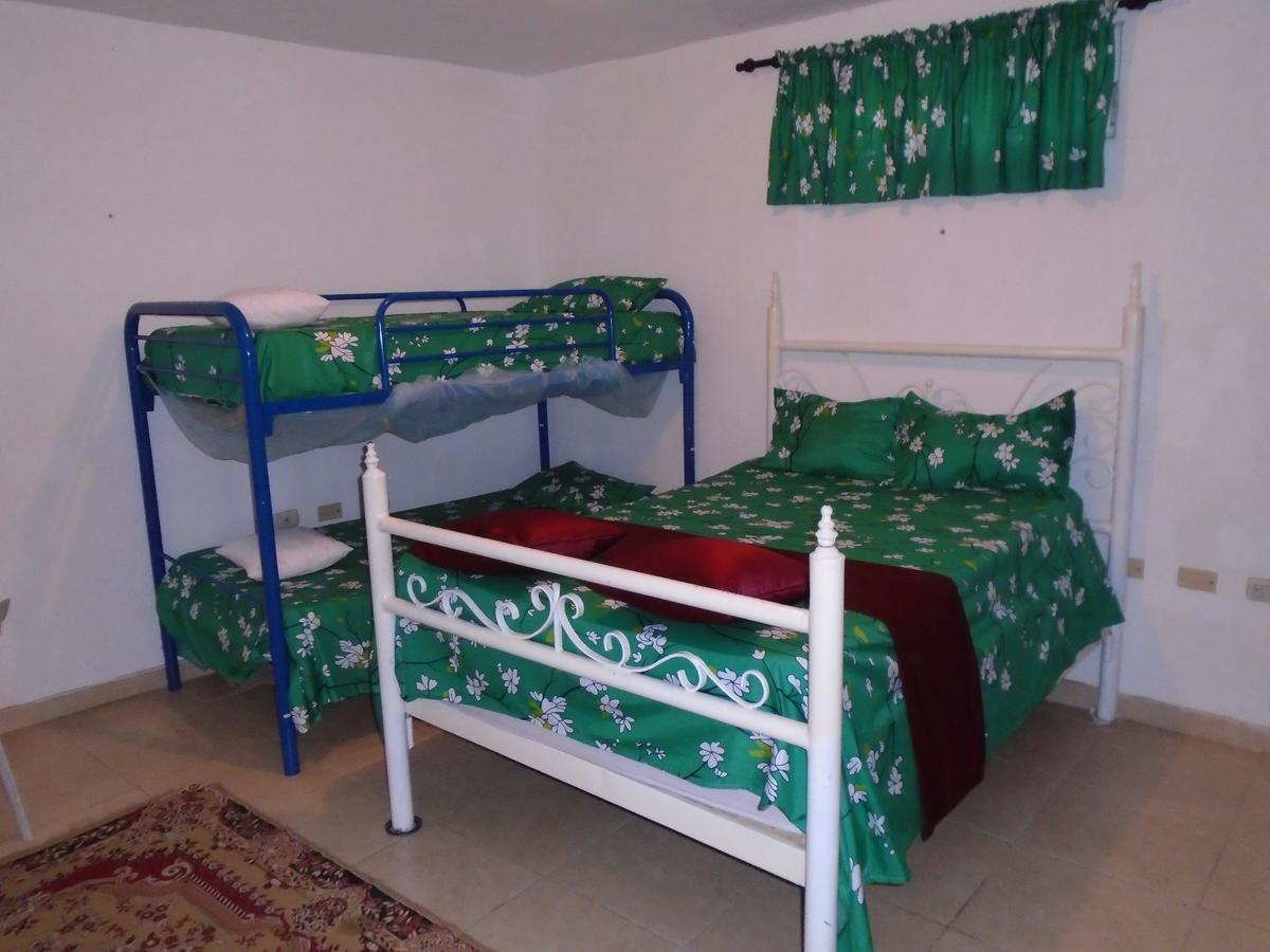 Guesthouse Villa La Isla La Romana Ngoại thất bức ảnh